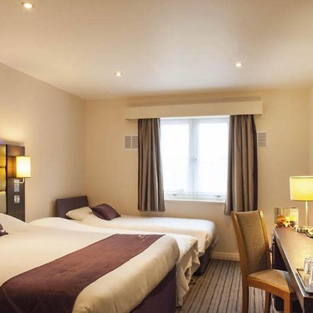 Ower Premier Inn Southampton West מראה חיצוני תמונה
